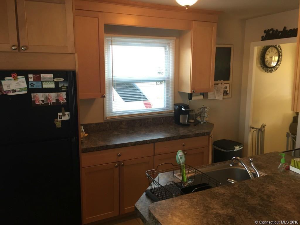 17 Pinecrest Dr - Photo 3 of 9