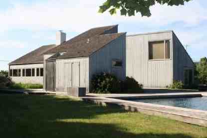 585 Daniel's Lane - Photo 3 of 16