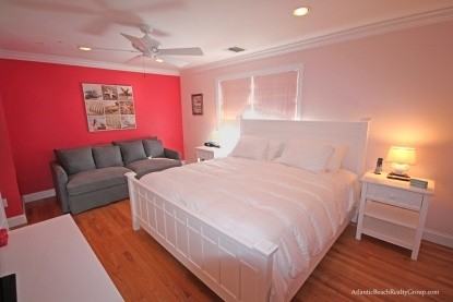 47 Gilbert Rd - Photo 3 of 7