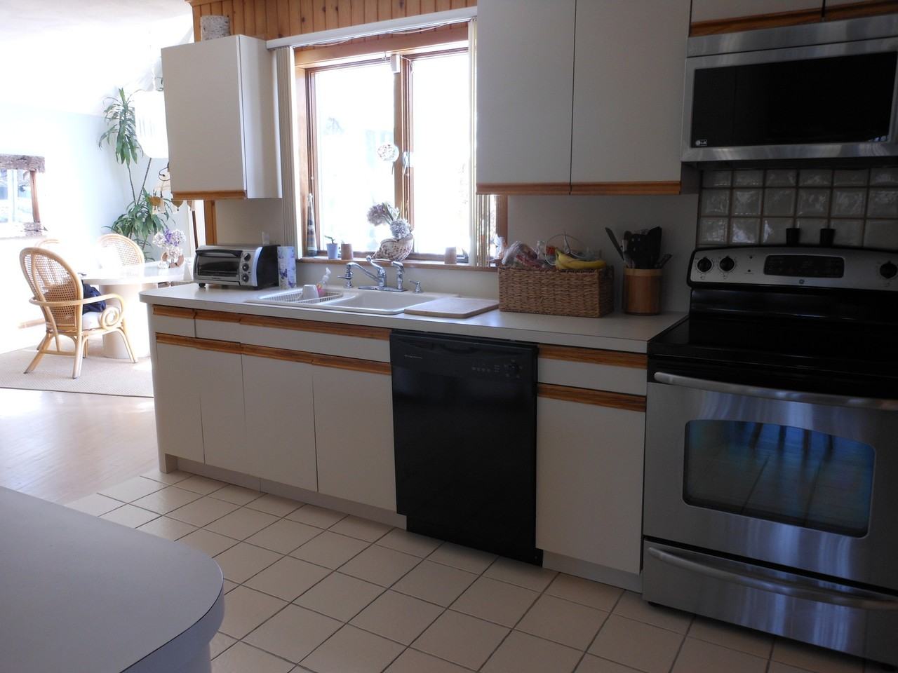 2 Old Mill Ln - Photo 3 of 12