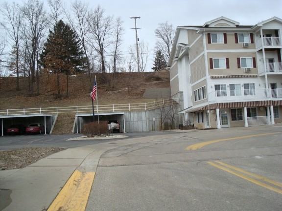 8731-8667 Ferry St - Photo 3 of 23