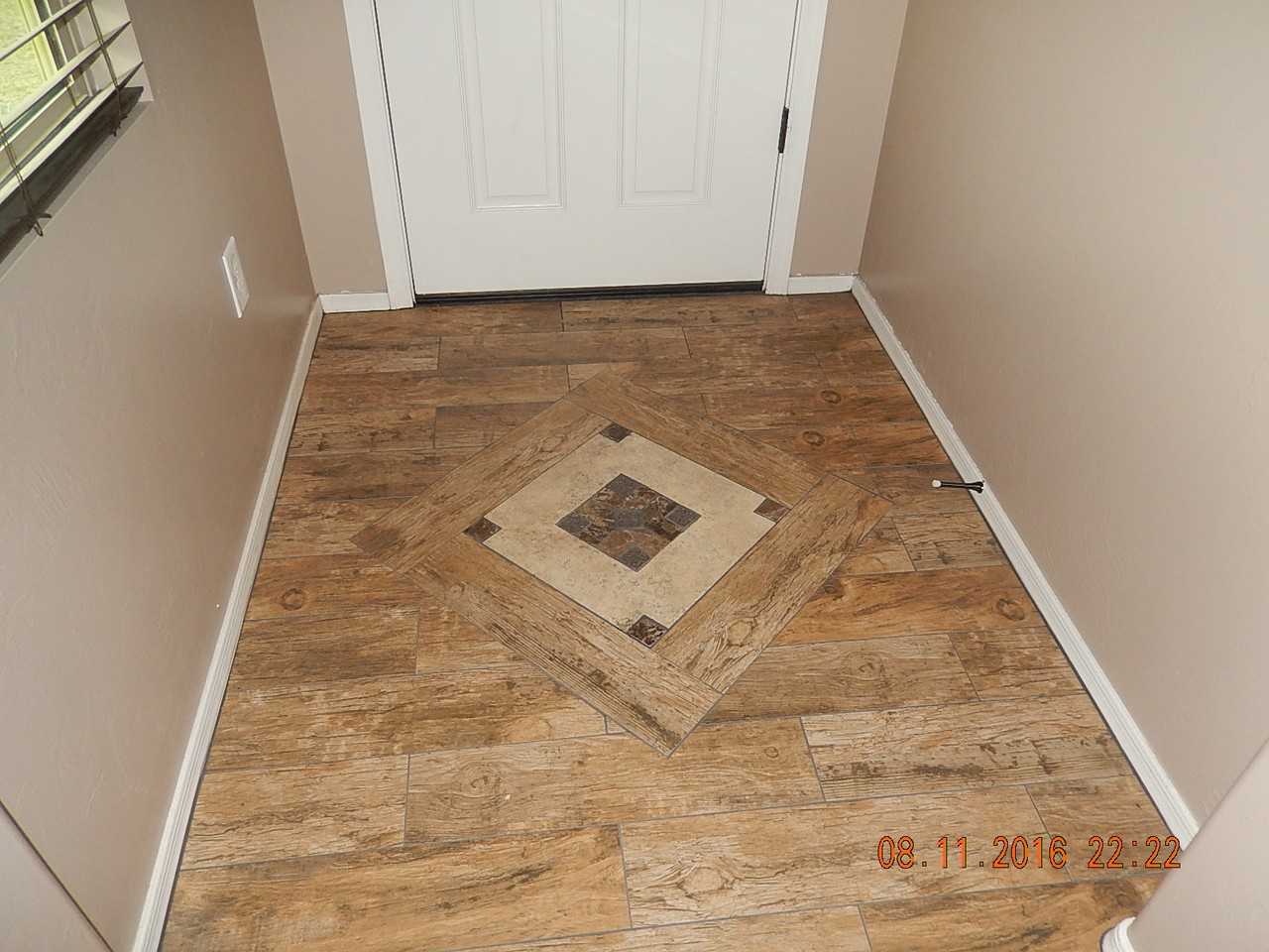 1043 E Lumberjack Trail - Photo 2 of 16