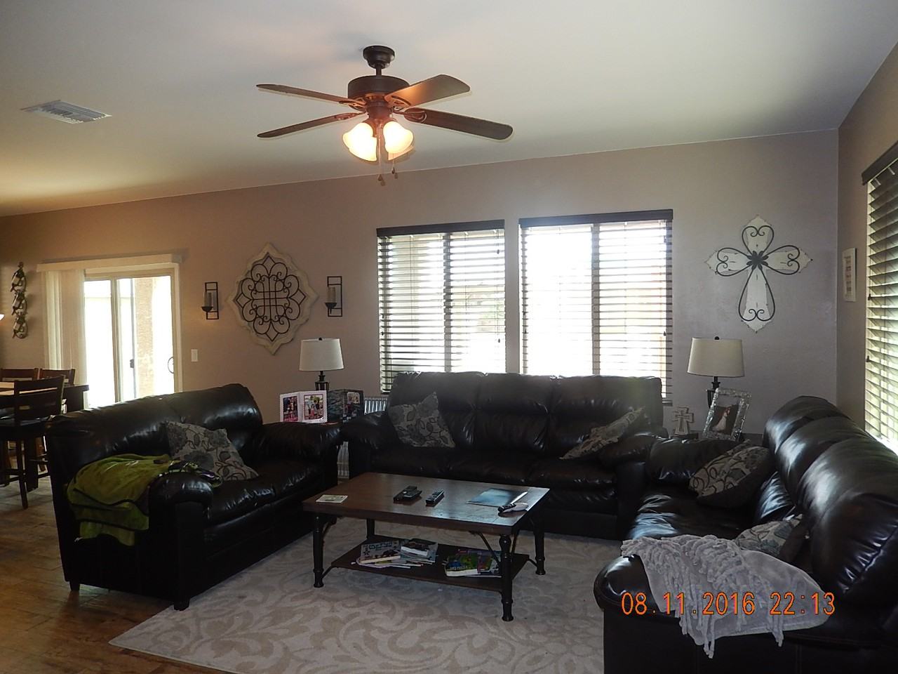 1043 E Lumberjack Trail - Photo 3 of 16