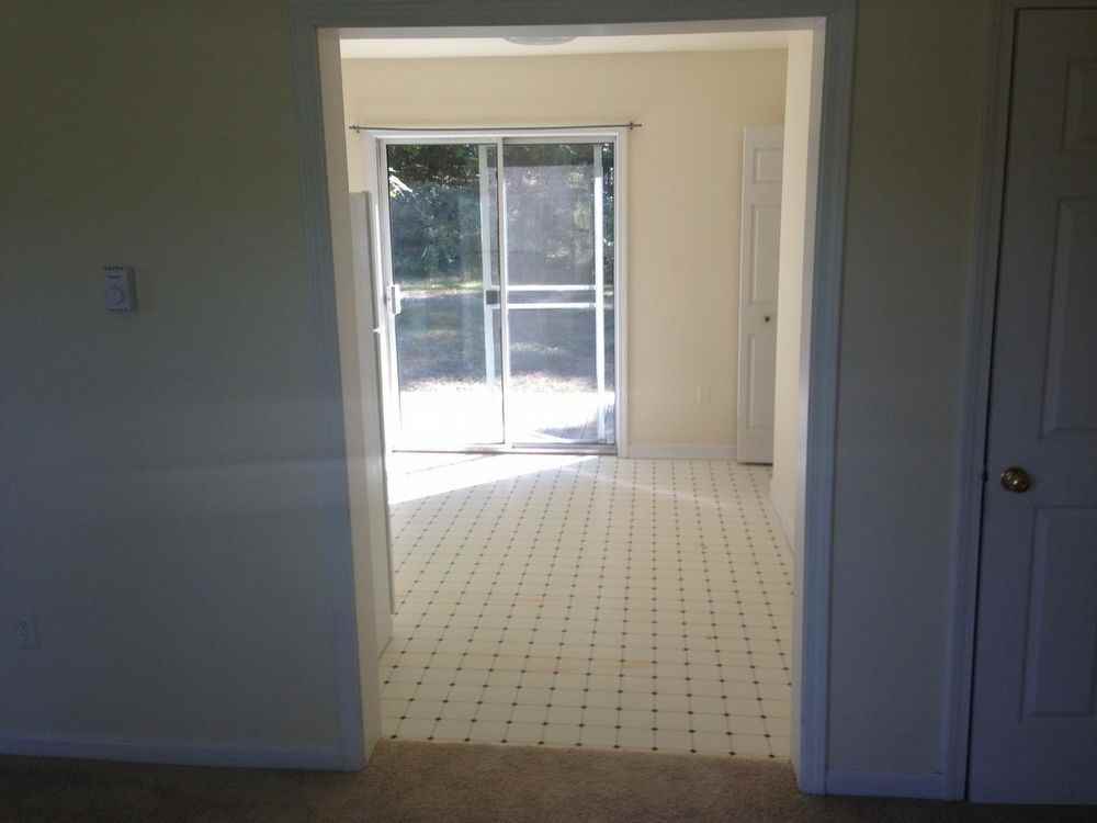 14176 Hume Rd - Photo 2 of 7