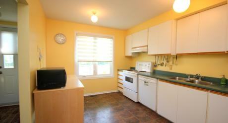 1326 Cornell Street - Photo 3 of 10