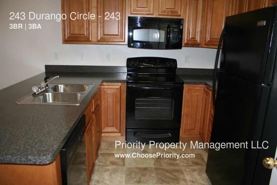 243 Durango Cir #243 - Photo 3 of 8