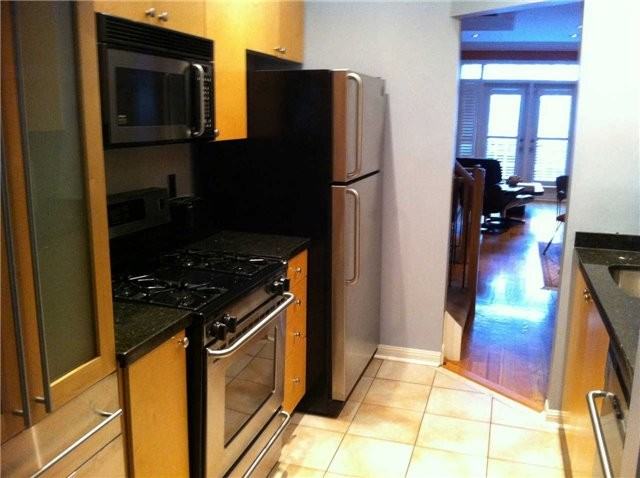 17 Niagara Street - Photo 2 of 3