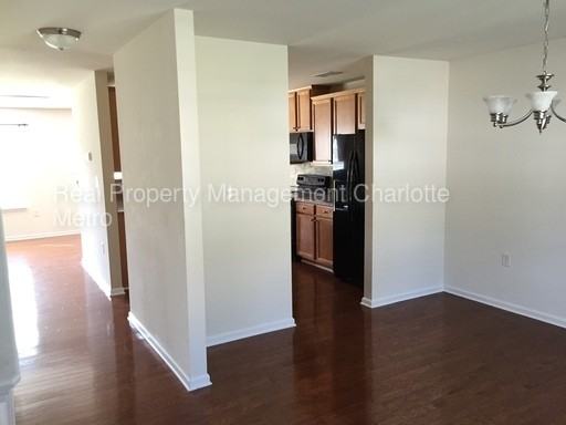 2987 Arthur Rd - Photo 2 of 18