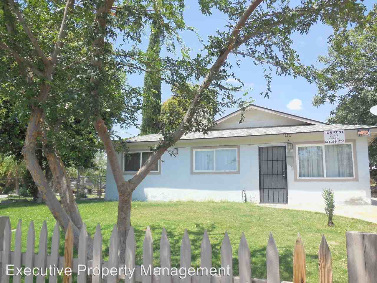 1216 Jeffrey St - Photo 3 of 7