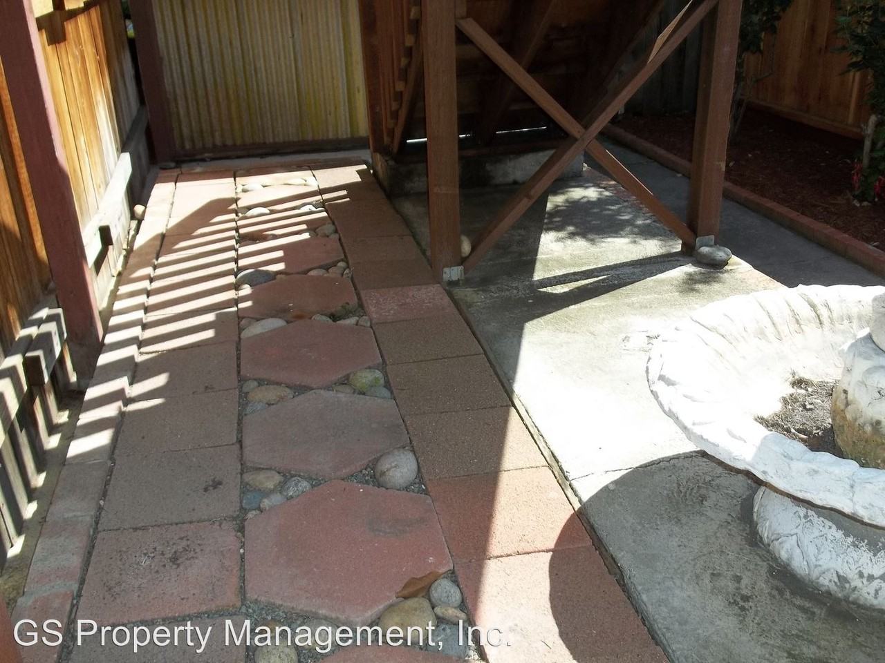 926 Amador Ave - Photo 3 of 7