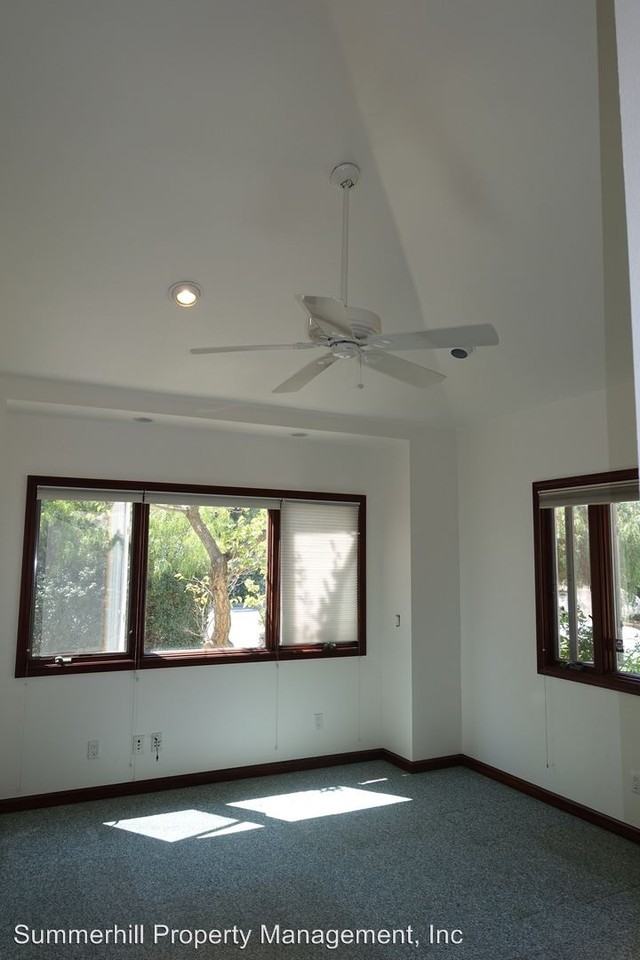 425 Covington Rd - Photo 2 of 9