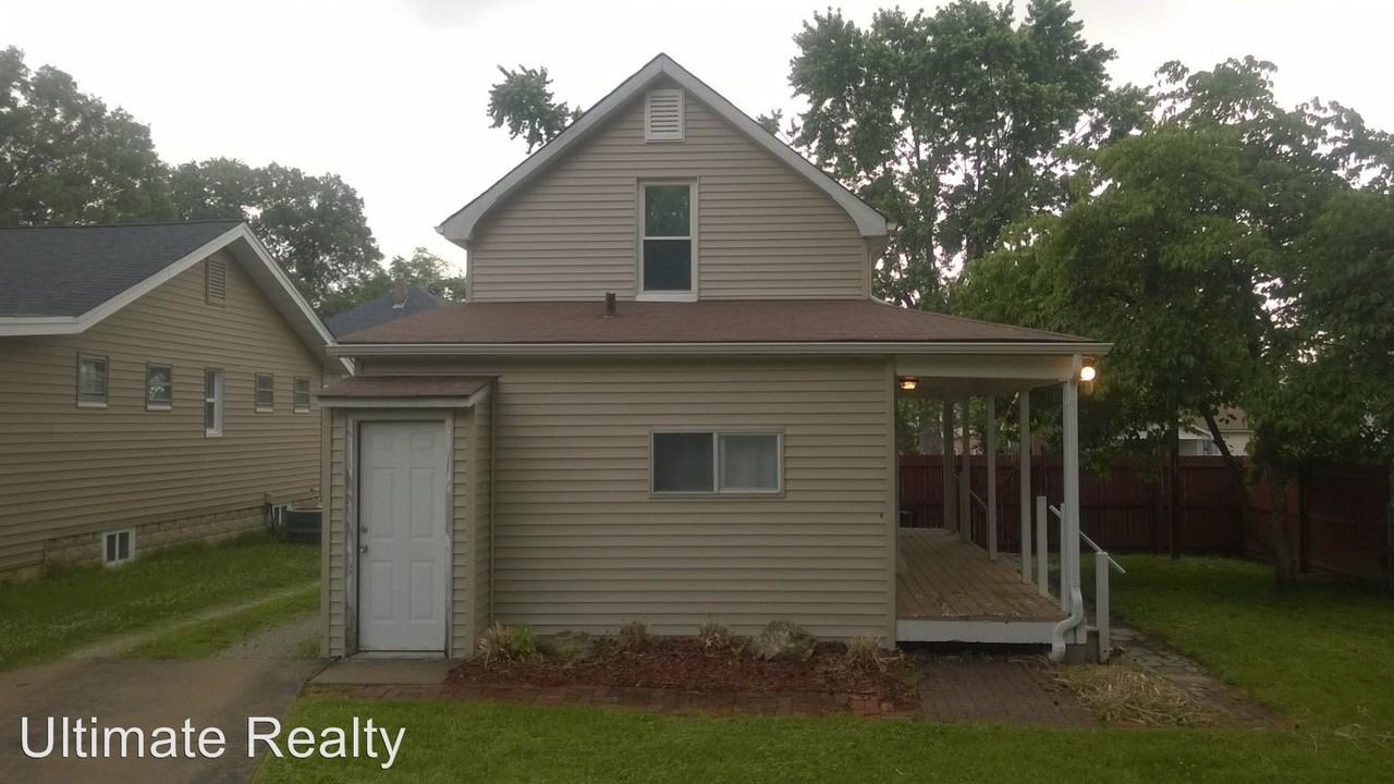 409 Harrison Ave - Photo 2 of 14