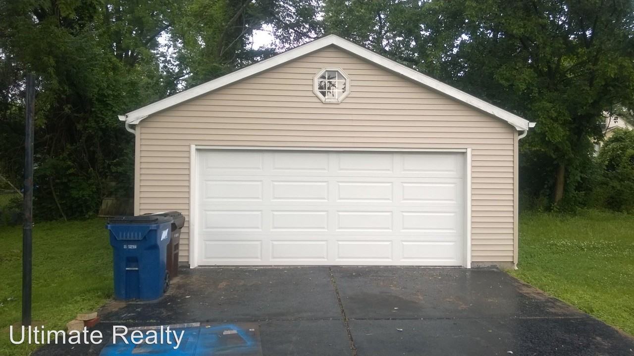 409 Harrison Ave - Photo 3 of 14