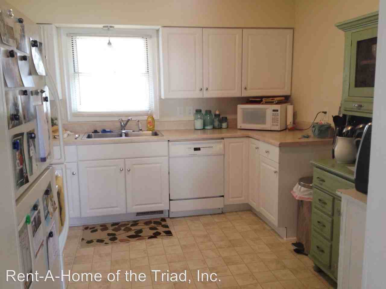 1608 W Meadowview Rd - Photo 3 of 8