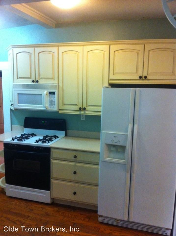 515 Daniels Ave - Photo 3 of 12