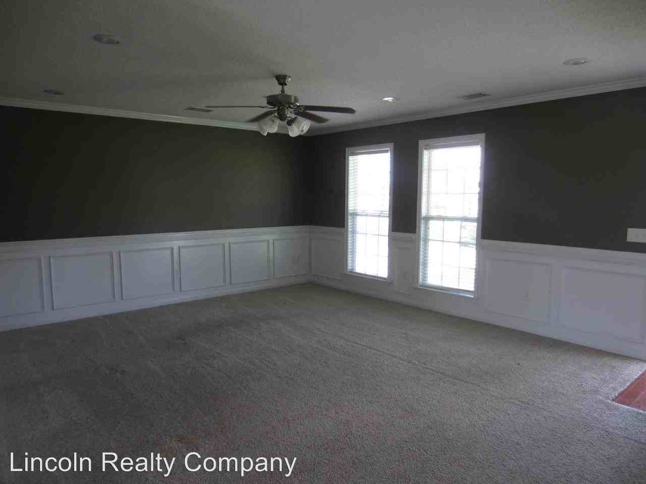 73 Mill Pond Pl - Photo 3 of 11