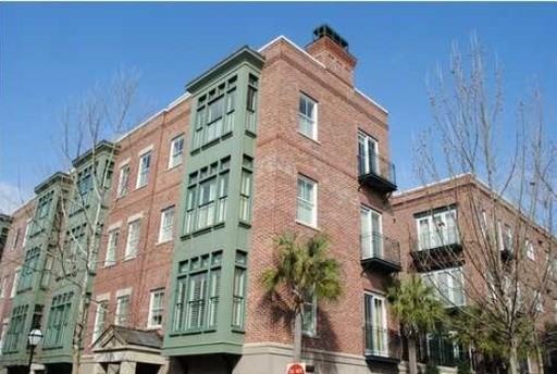 36 Prioleau St #D - Photo 2 of 7