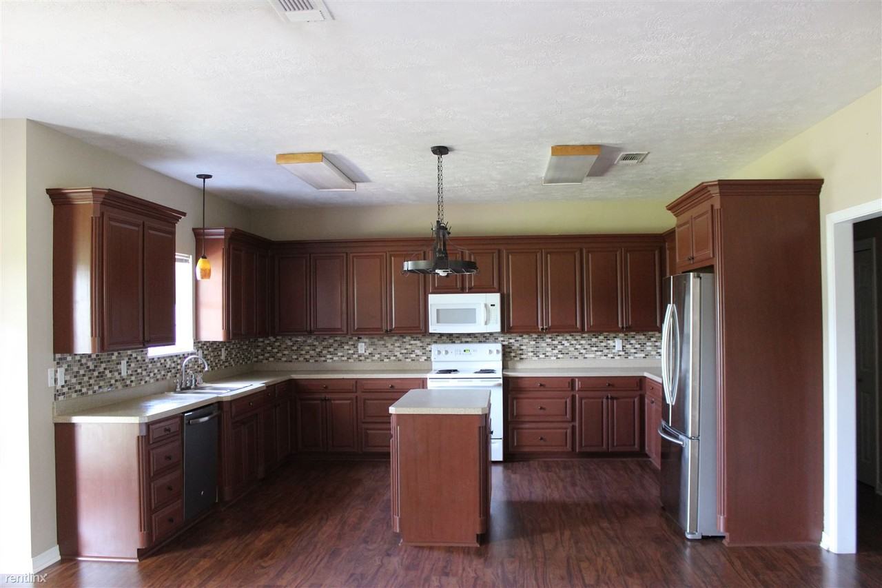 109 Ivy Lou Rd - Photo 3 of 12