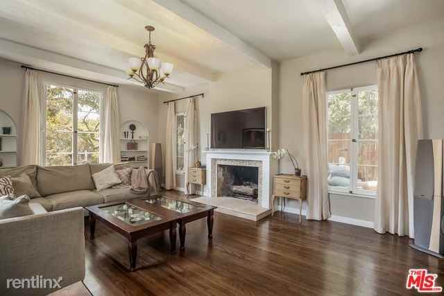 1332 Comstock Ave - Photo 2 of 3