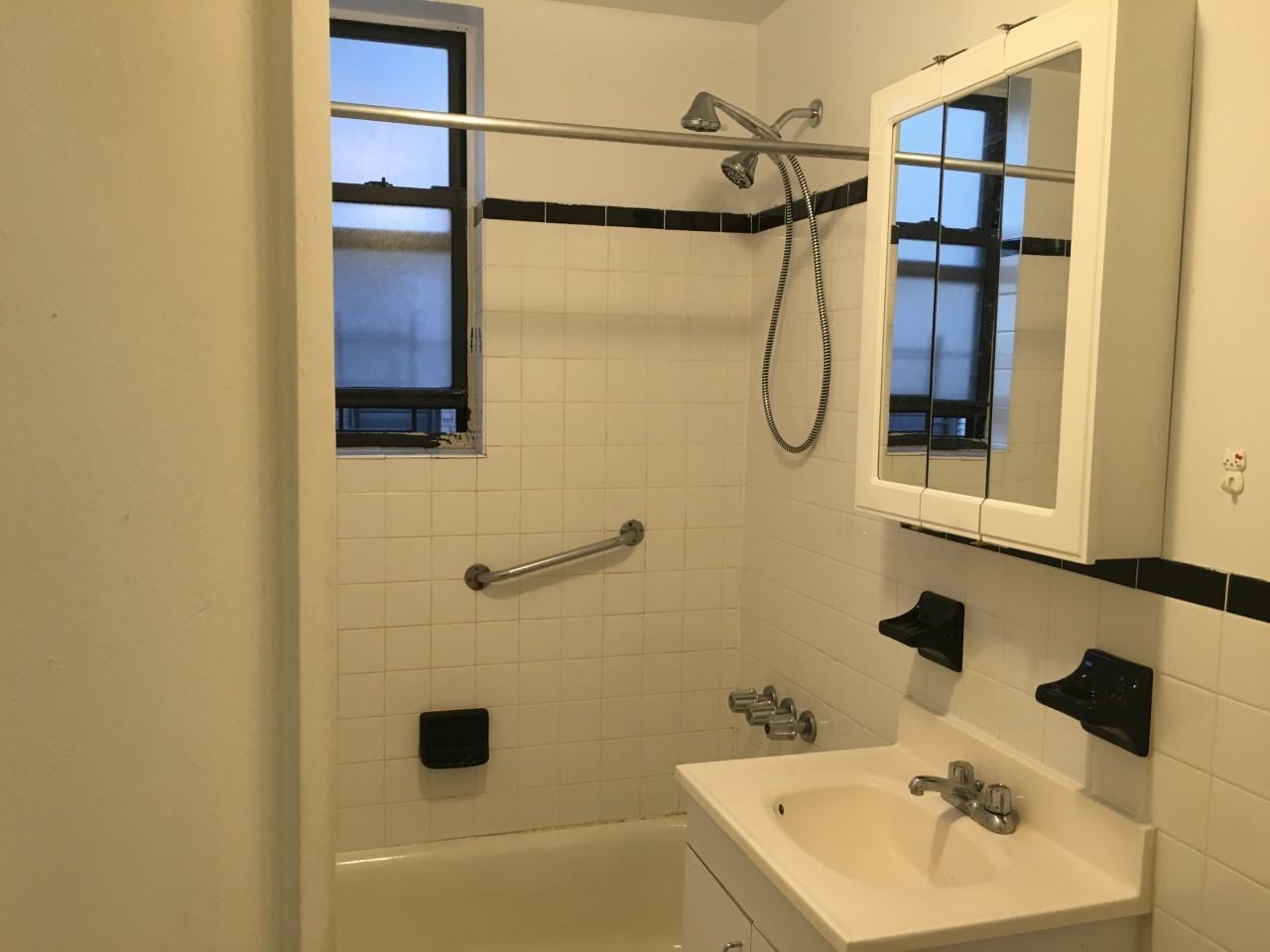 4311 43rd Street - Photo 3 of 11