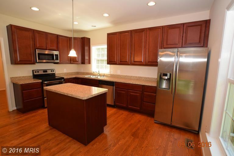 9030 Pine Acres Way - Photo 3 of 30