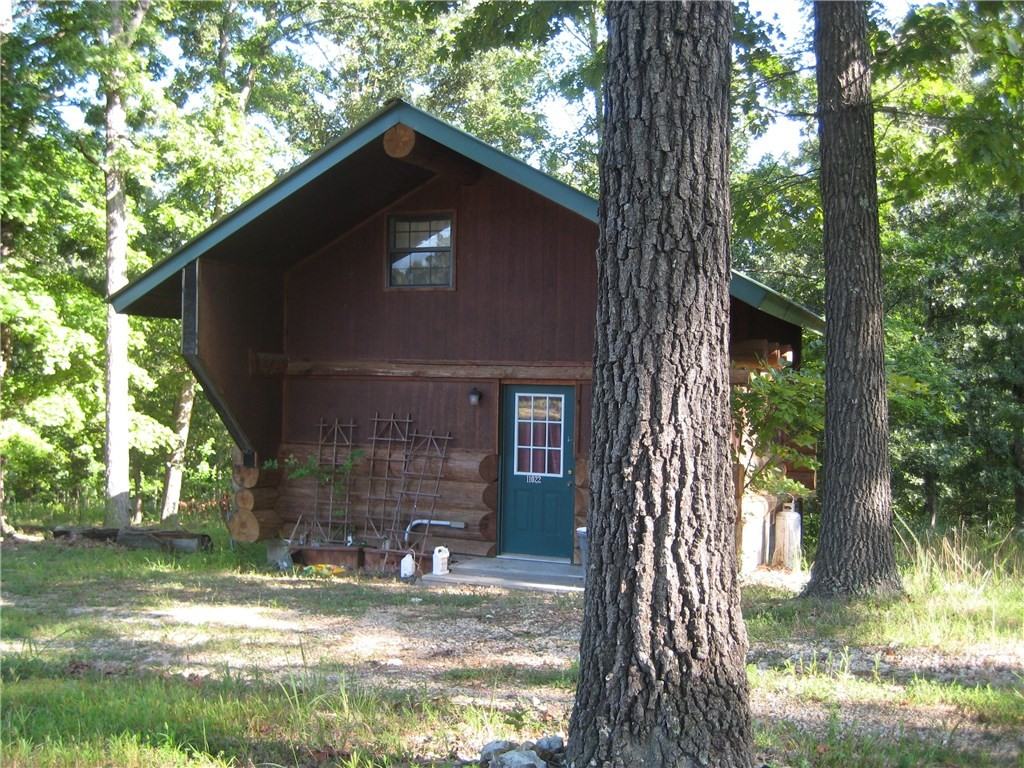 11020 Coose Hollow Ln - Photo 3 of 21