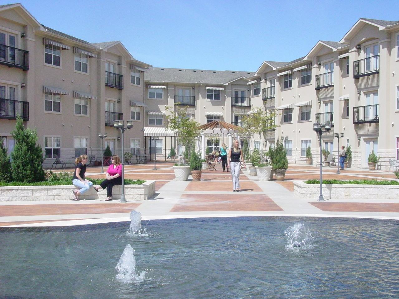 3102 Kings Rd - Photo 2 of 10