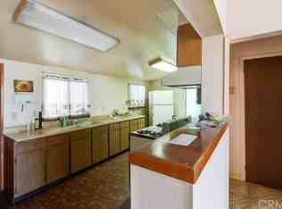 127 E Mission Rd - Photo 3 of 5