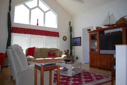 Surfside Ave - Photo 2 of 11