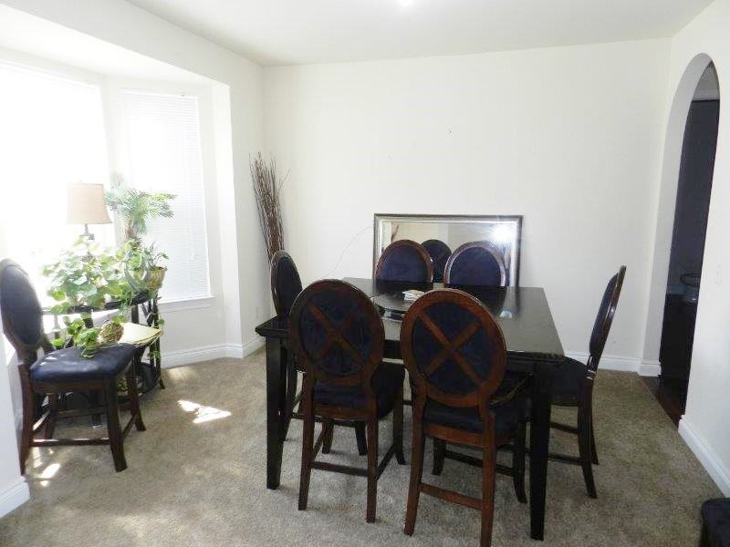 13136 Ventura Dr - Photo 3 of 19