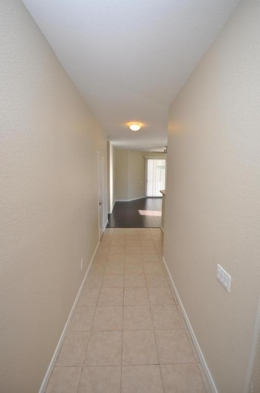 11556 W Western Ave - Photo 3 of 25