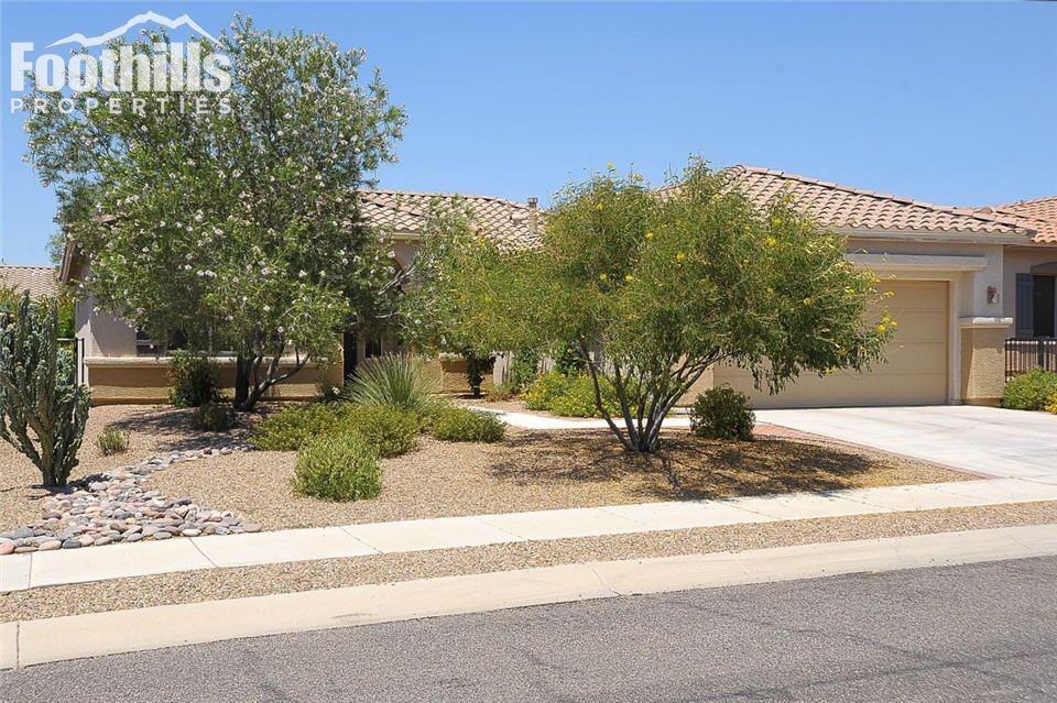 7670 W Desert Cactus Way - Photo 3 of 22