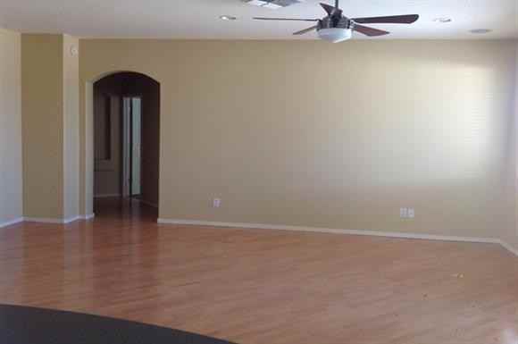 7208 W Sophie Ln - Photo 3 of 12