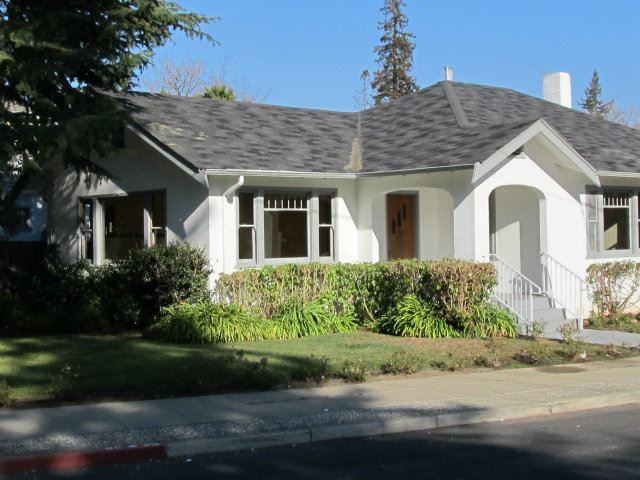 430 Arlington Rd - Photo 2 of 4