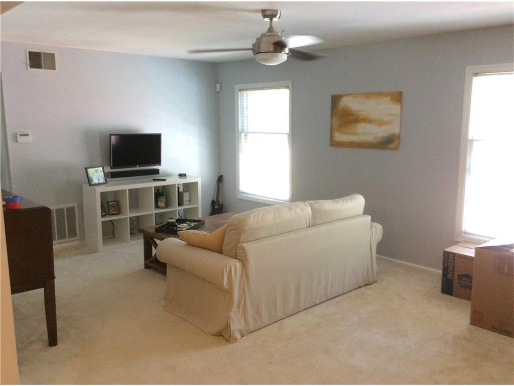 3115 Colonial Way #E - Photo 3 of 19