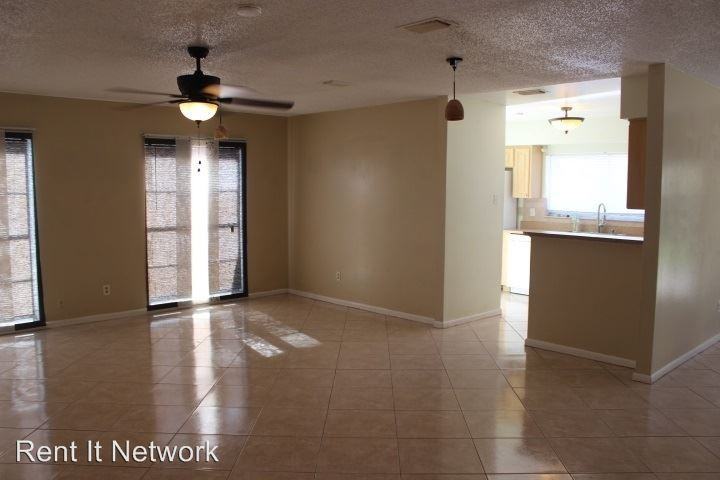 7012 Edenbrook Ct - Photo 3 of 24