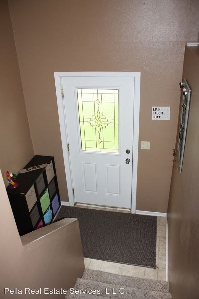 118 Laura Ln - Photo 2 of 14