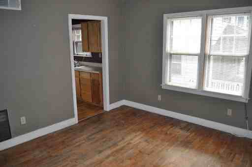 1620 Fairview Ave - Photo 3 of 7