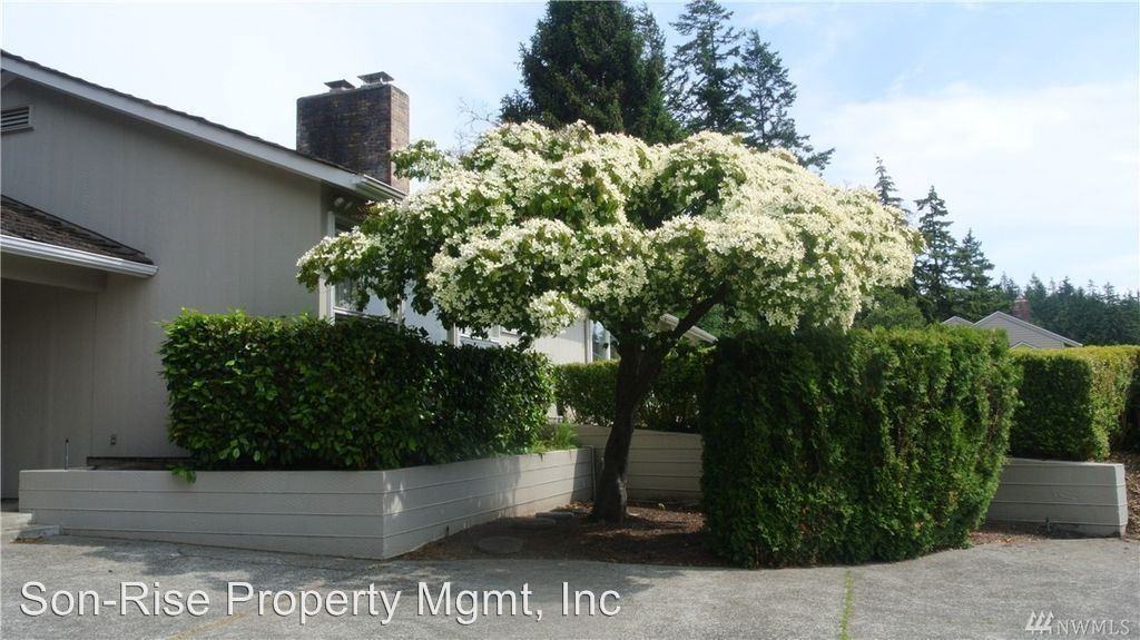 517 Fieldstone Rd - Photo 3 of 20