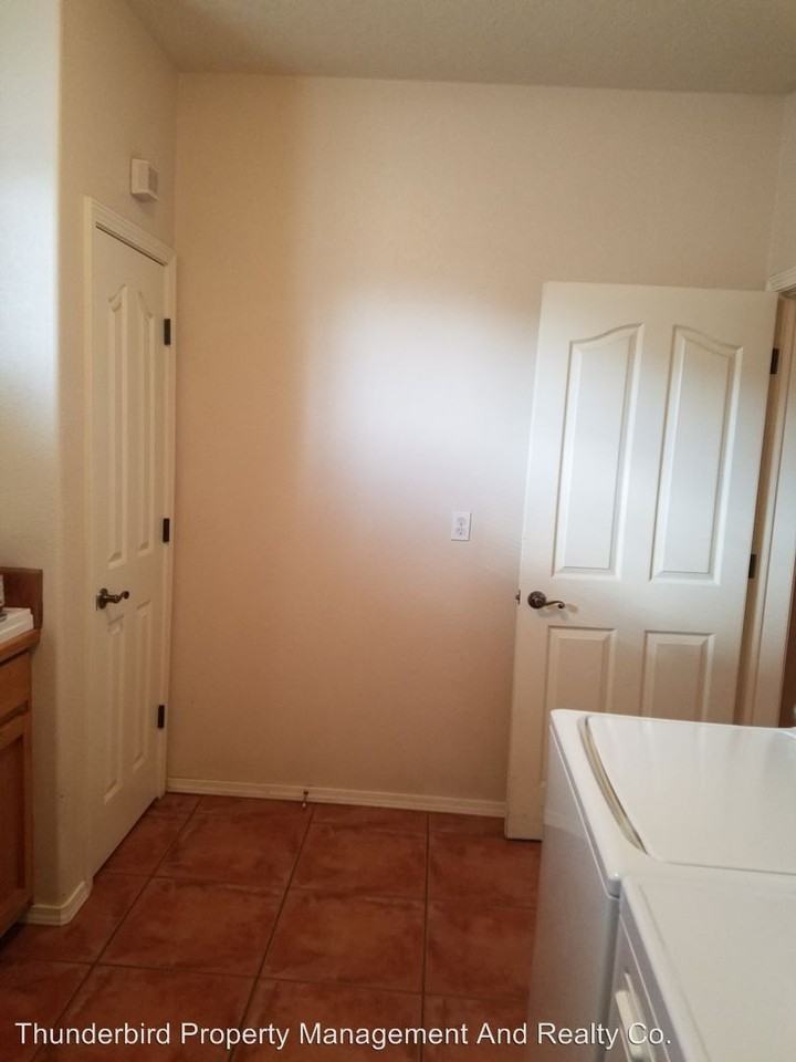 2719 Valle Grande Rd SW - Photo 3 of 29