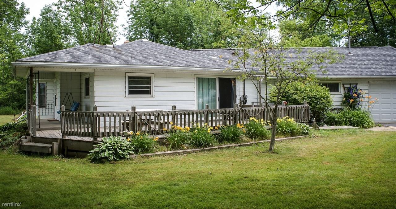 626 Bauer Rd - Photo 2 of 26