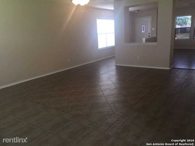 9123 Centro Grande - Photo 2 of 10