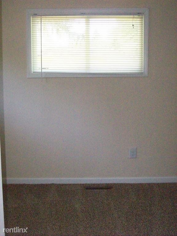 2006 S Venoy Rd - Photo 2 of 3