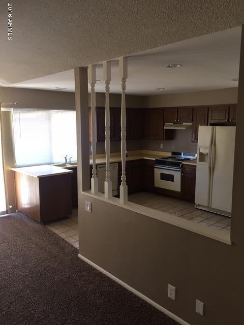 4526 W Laurie Ln - Photo 2 of 7