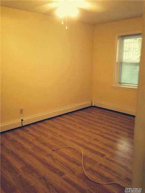 85-54 Little Neck Pkwy - Photo 3 of 8