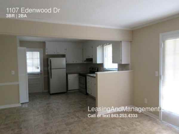 1107 Edenwood Dr - Photo 3 of 10