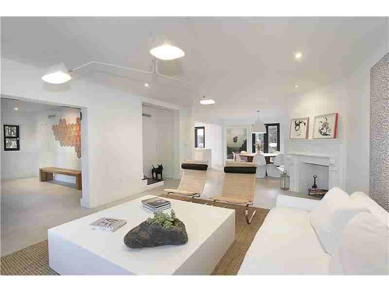 5414 Pine Tree Dr - Photo 2 of 8