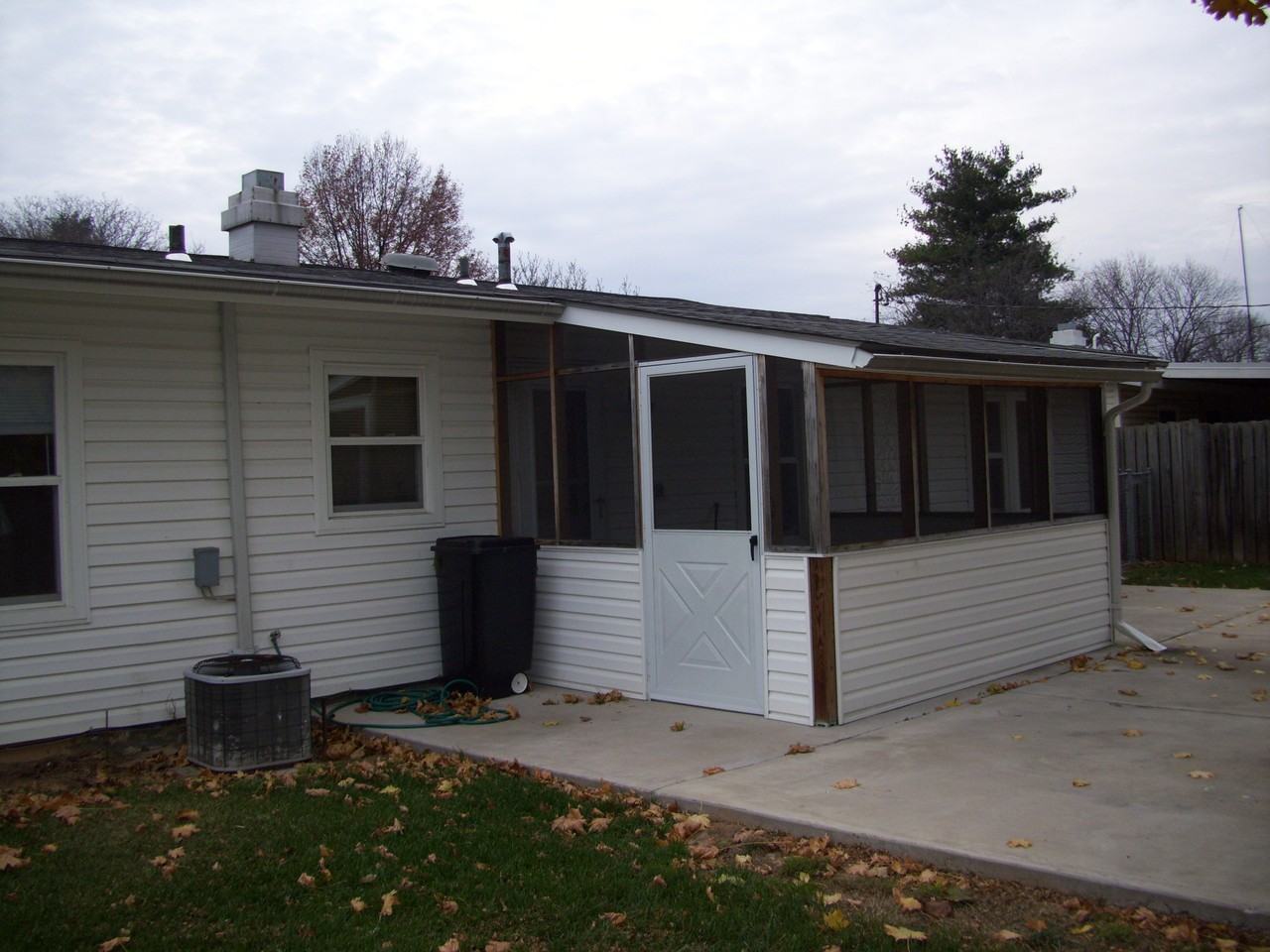 352 Catoctin Ave - Photo 3 of 9