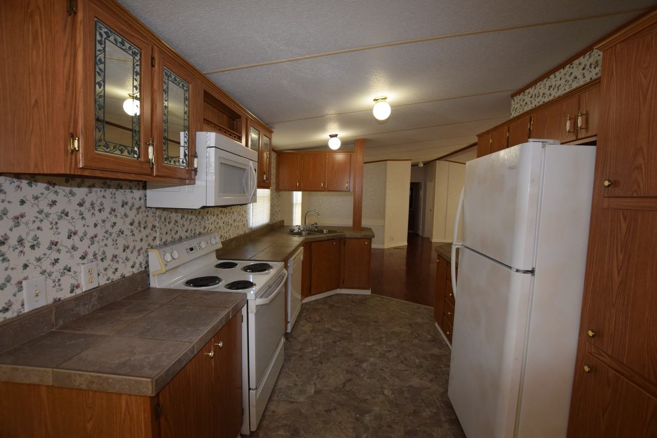 626 Ethel Dr - Photo 3 of 12