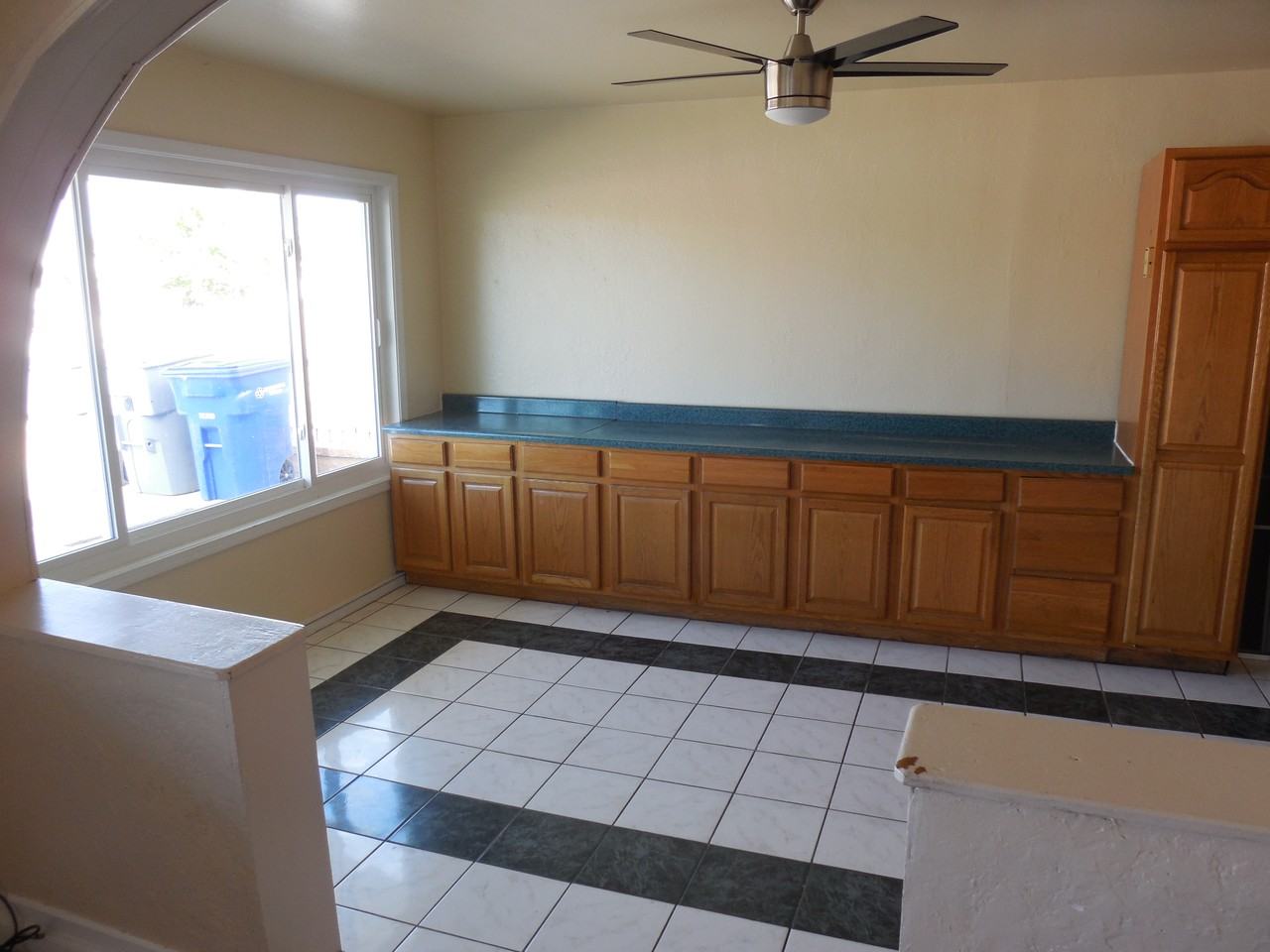 7733 Veracruz Ave #A - Photo 3 of 6